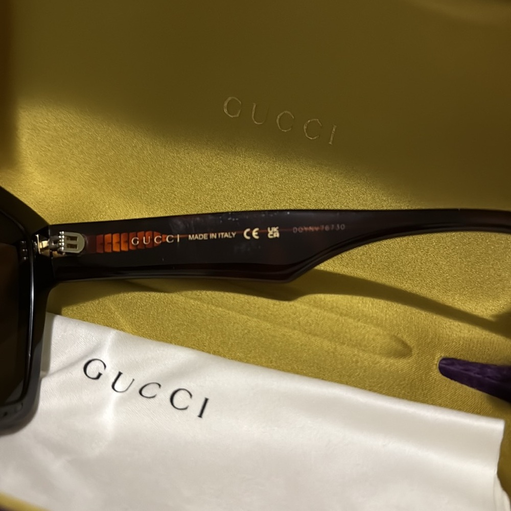 Gucci Brown Rectangular Sunglasses - Picture 10 of 10
